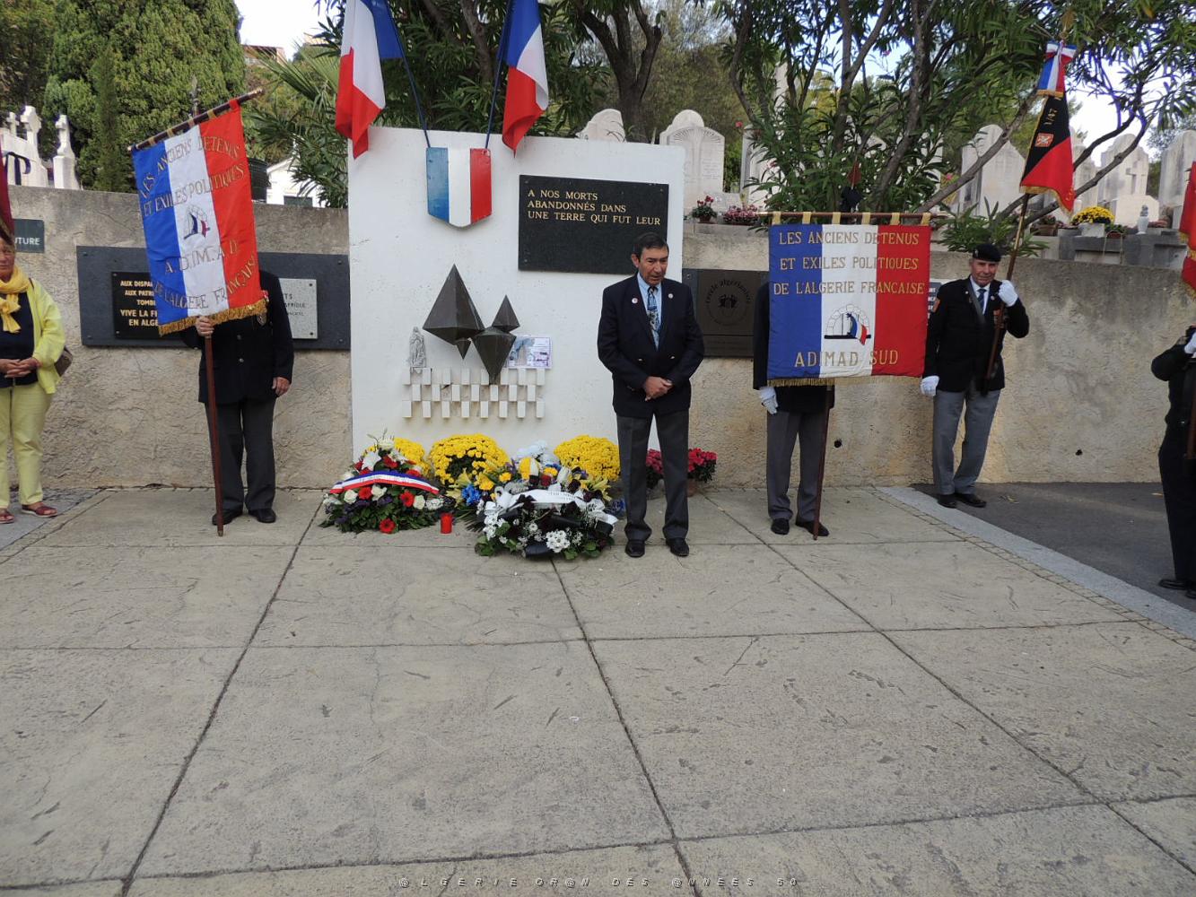 2017 11 02 HYERES CEREMONIE DE TOUSSAINT STELE DE NOS DEFUNTS (32).JPG -           